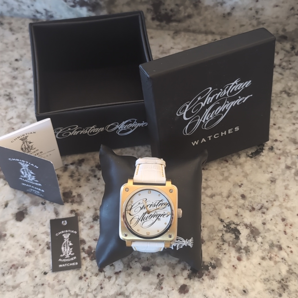 Christian Audigier Unisex Wild Twins Watch